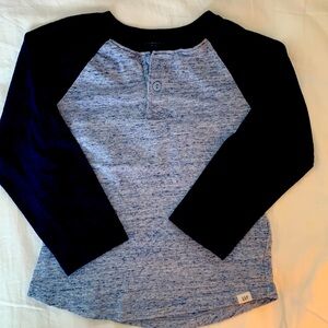 GAP LS shirt (4T)